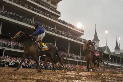 Sovereignty beats out favorite Journalism to win the Kentucky Derby