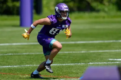 How the son of Vikings legend Randy Moss is stepping out his dad’s shadow