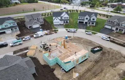 Census estimates show suburbs rebounding from previous population declines