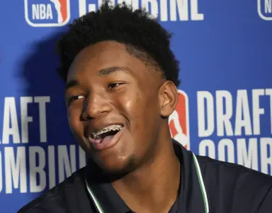 Asking an NBA Draft expert about Derik Queen's fit with the Sixers