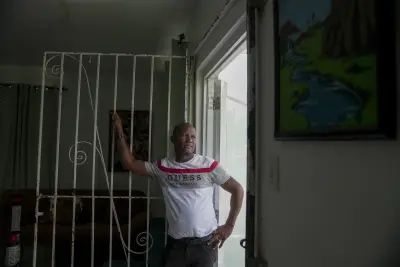 'You barely see people out': How immigration raids are reshaping daily life in Puerto Rico's Dominican enclave