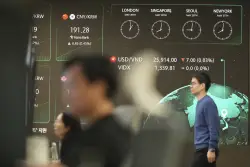 World financial markets welcome court ruling against Trump's tariffs