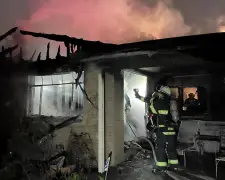 2 killed in early morning Denver house fire